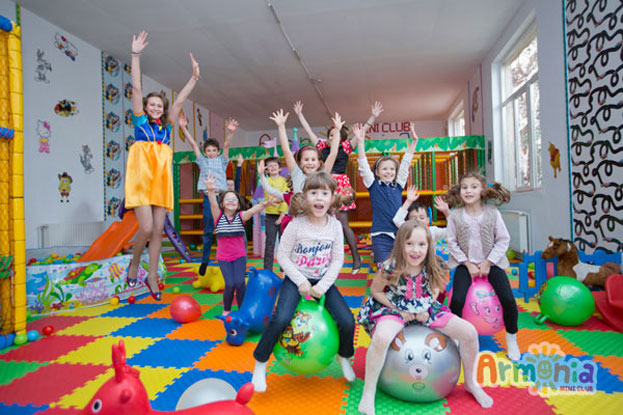 Armonia Mini Club, un loc de joaca si petreceri pentru copii